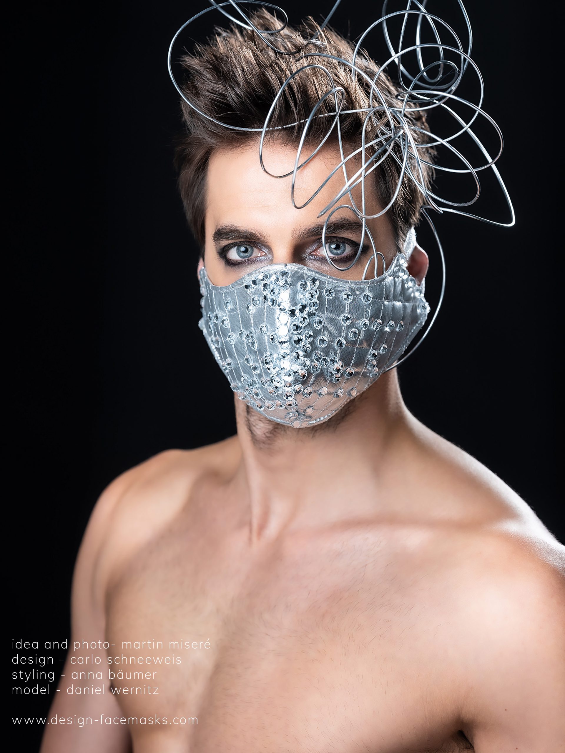 Design Facemask Model Daniel Wernitz wearing facemask of fashion designer Carlo Schneeweis photographed by Martin Misere